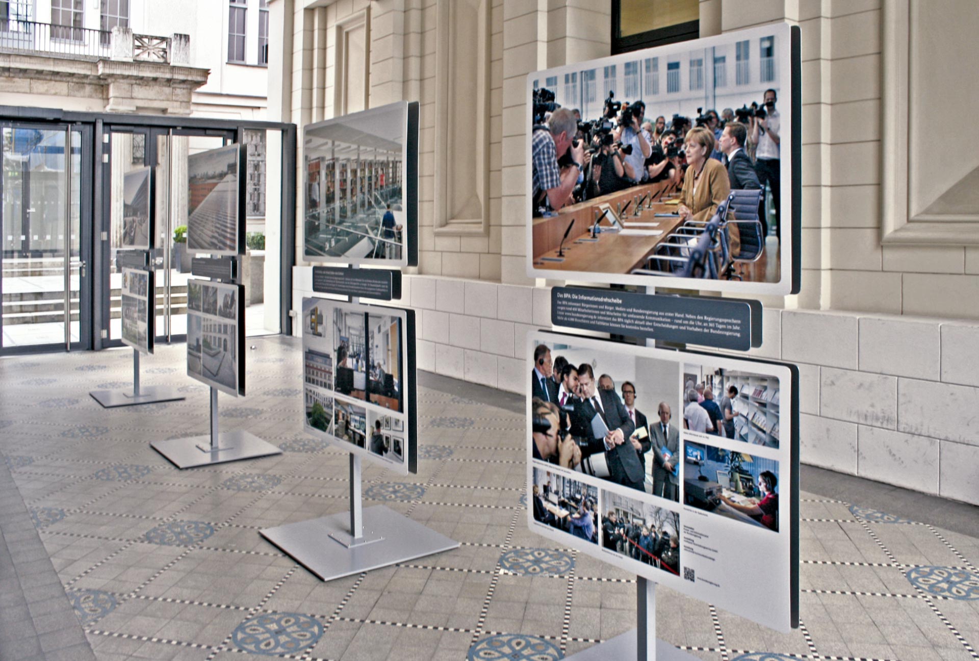 Ausstellung Architektur des Bundespresseamtes